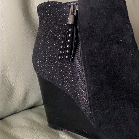 Booties - Picture 2 of 8